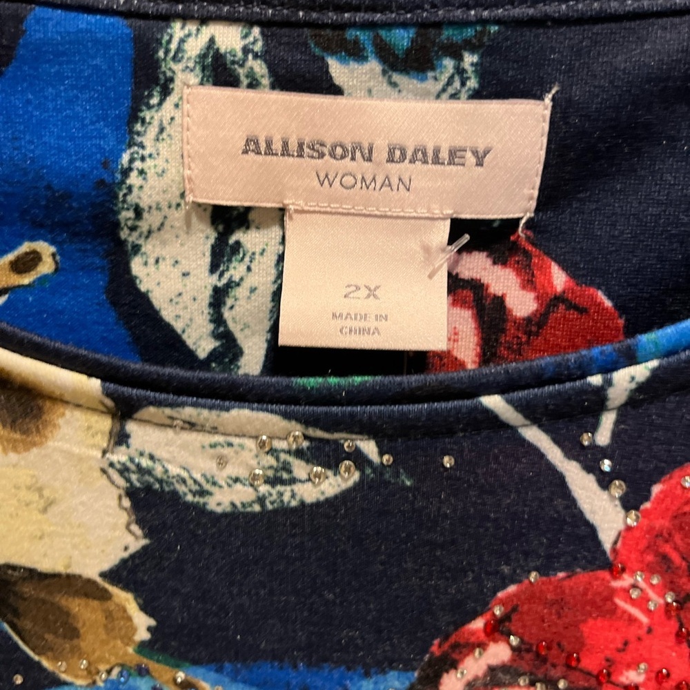 315. NWT WOMENS ALLISON DALEY 2X DETAIL TOP - Picture 2 of 5